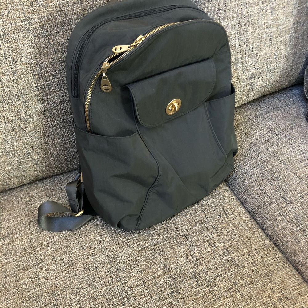 Laptop backpack